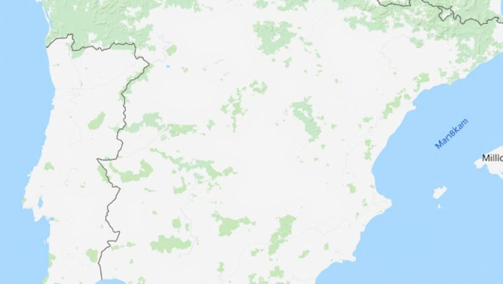 Primer plano de la orilla de Playa de El Lido, Torremolinos