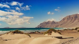 Playa de Famara (Teguise, Lanzarote)