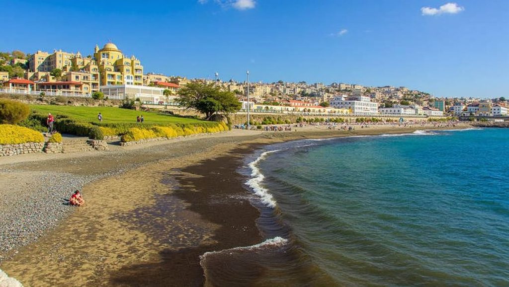 Arena de Playa de Fañabe, Adeje (Tenerife)