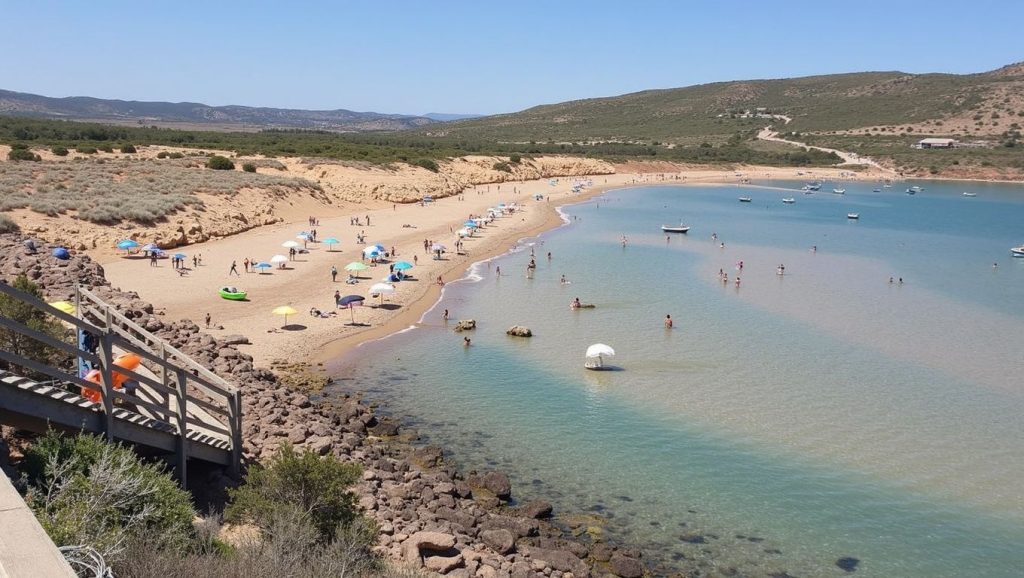 Vista amplia de Playa de Figueretes en Eivissa, Ibiza