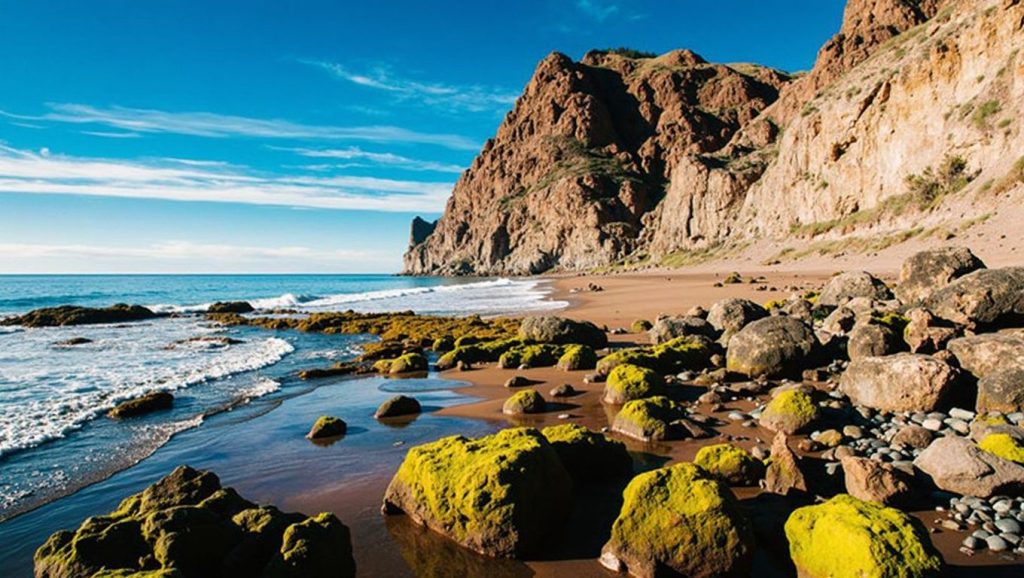 Costa natural de Playa de Güi-Güí en La Aldea de San Nicolás, Gran Canaria