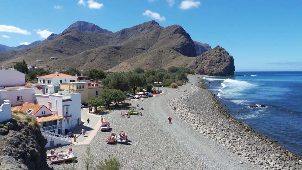 Entorno natural de Playa de Güi-Güí en Gran Canaria