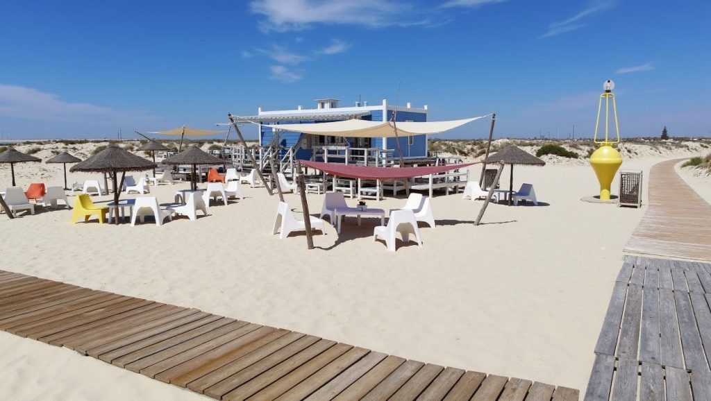 Detalle del agua en Playa de Isla Canela, Ayamonte, Huelva