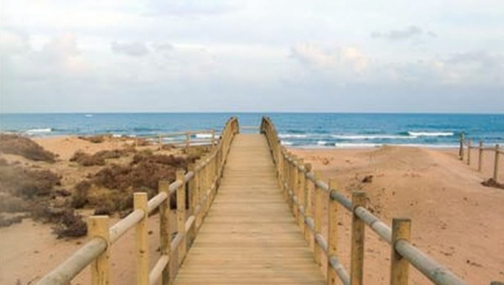 Playa de l'Ahuir — foto 1 de 6
