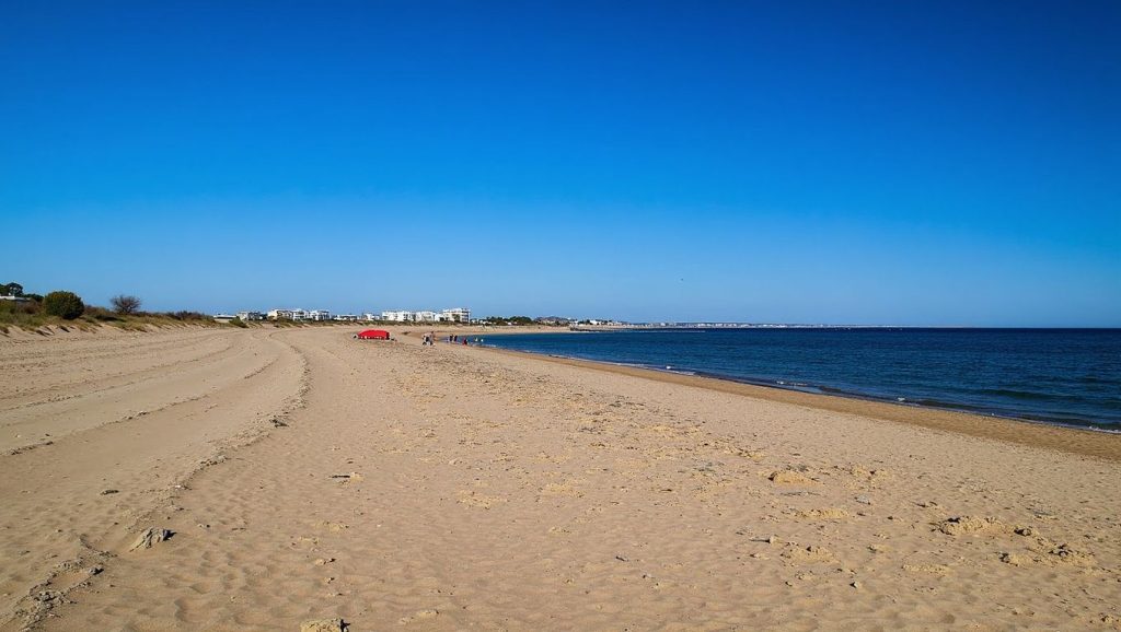 Foto de Playa de la Gaviota / Punta del Caimán