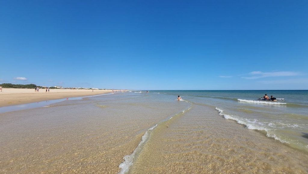 Vista general de Playa de la Isla de las Gaviotas, Isla Cristina