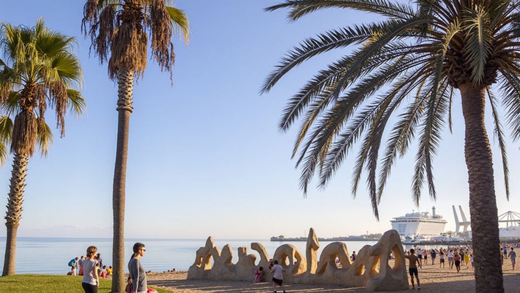 Costa de Málaga desde Playa de la Malagueta, Málaga