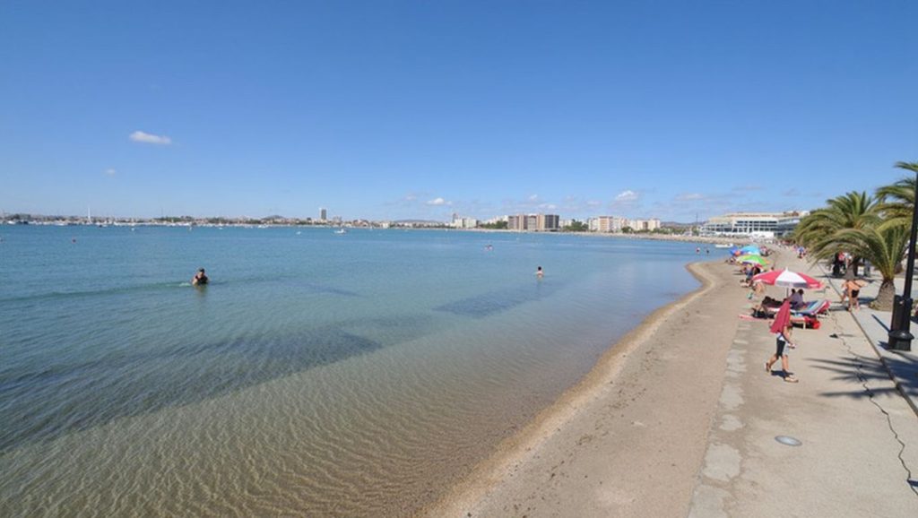 Playa de La Mota — foto 3 de 6