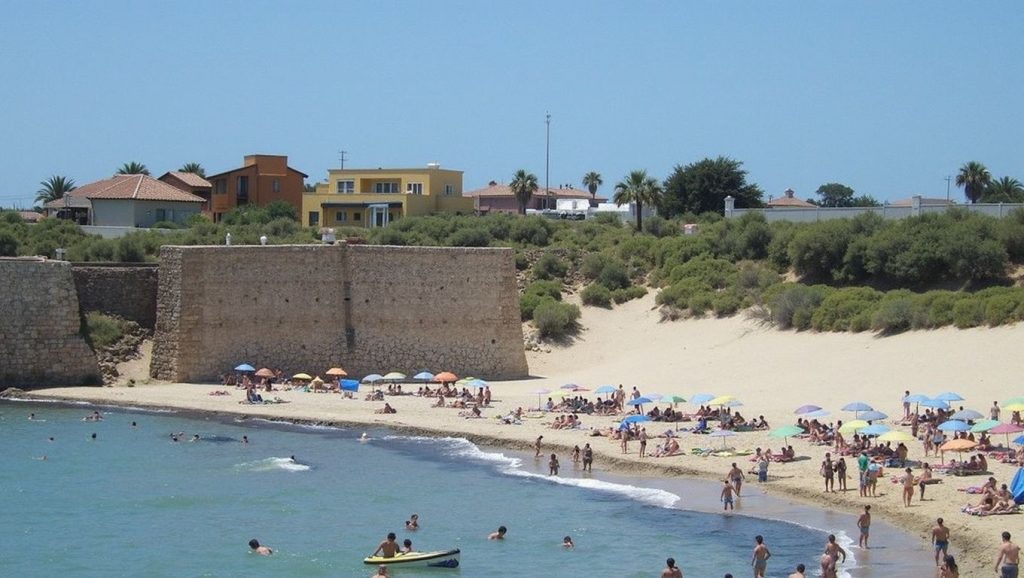 Panorámica de Playa de la Muralla con cielo despejado, El Puerto de Santa María