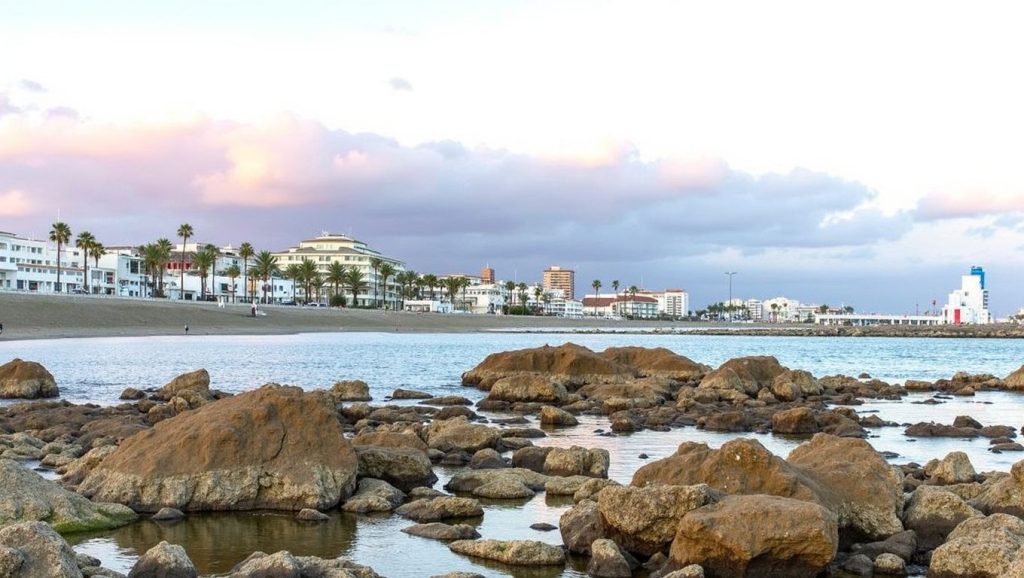 Playa La Playa Duquesa desde la arena, Manilva, Málaga