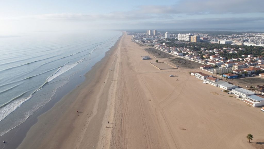 Vista del litoral en Playa de la Ría de Punta Umbría, Punta Umbría
