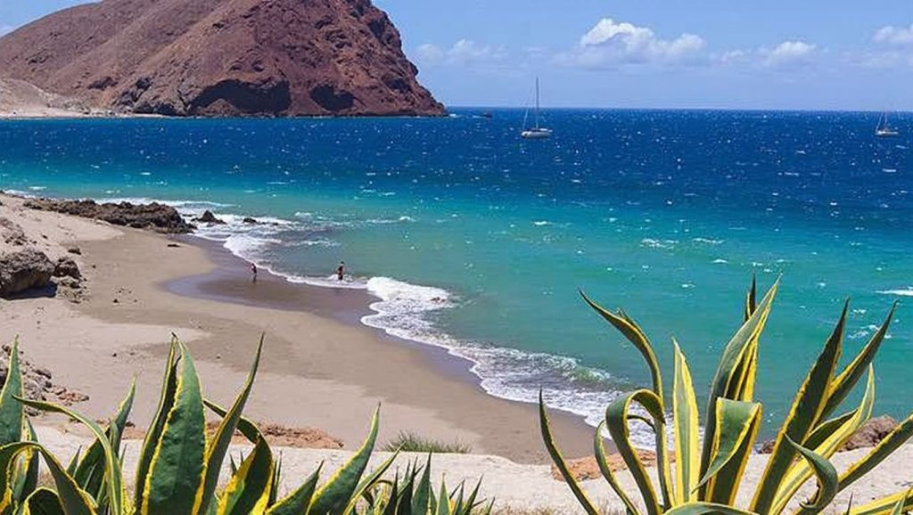 Playa de la Tejita zona naturista en Alajeró (Tenerife)