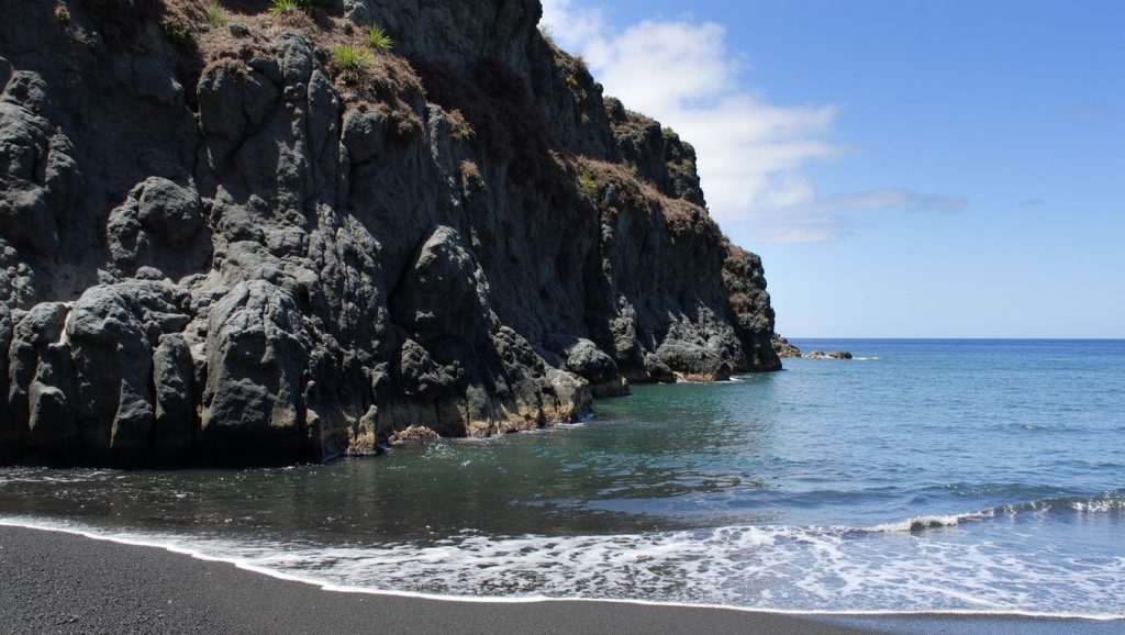 Entorno natural de Playa de la Zamora Chica en La Palma