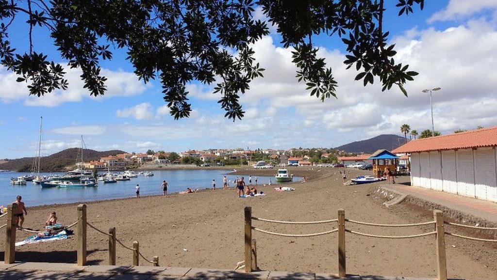 Playa de las Galletas en San Miguel de Abona (Tenerife)