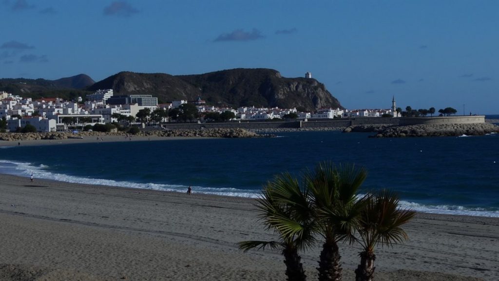 Vista de Playa de Las Marinicas desde la orilla, Carboneras