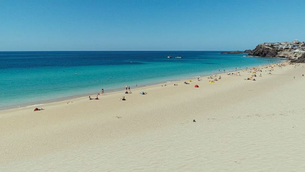 Entorno natural de Playa de las Pilas en Fuerteventura