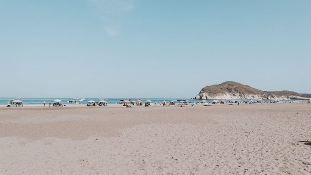 Paseo hacia Los Genoveses, Níjar