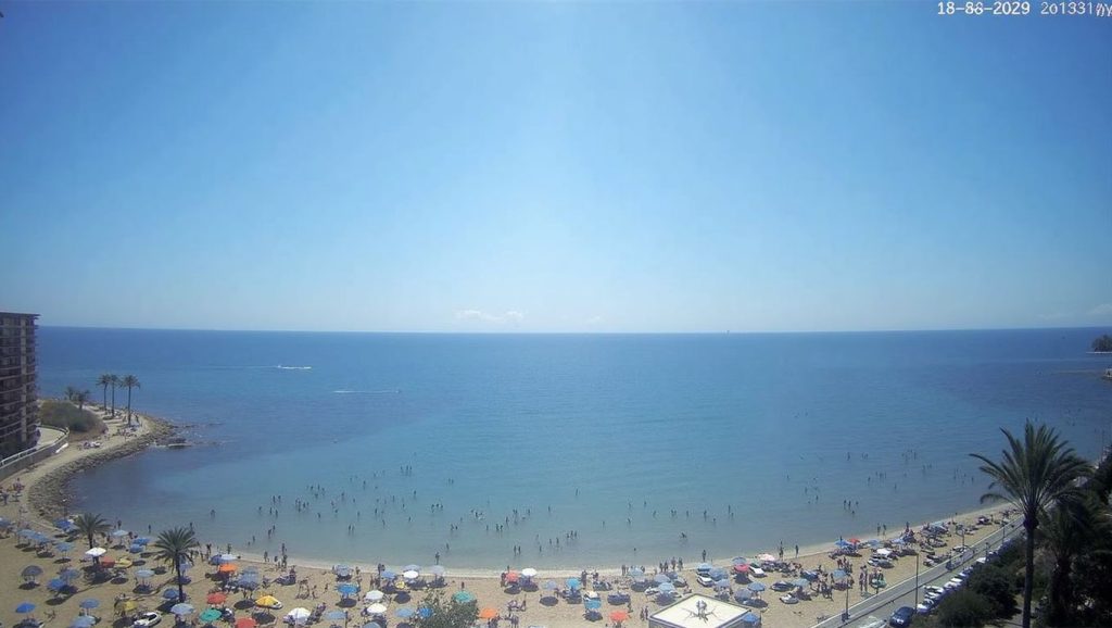 Playa de Los Locos — foto 3 de 6