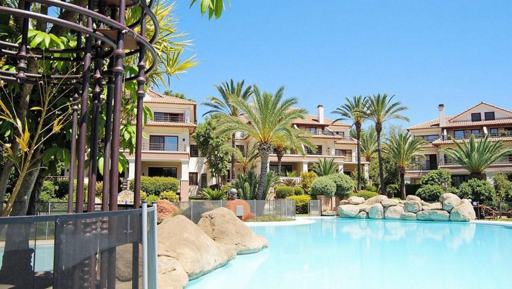 Arena fina en Monteros, Marbella, Málaga