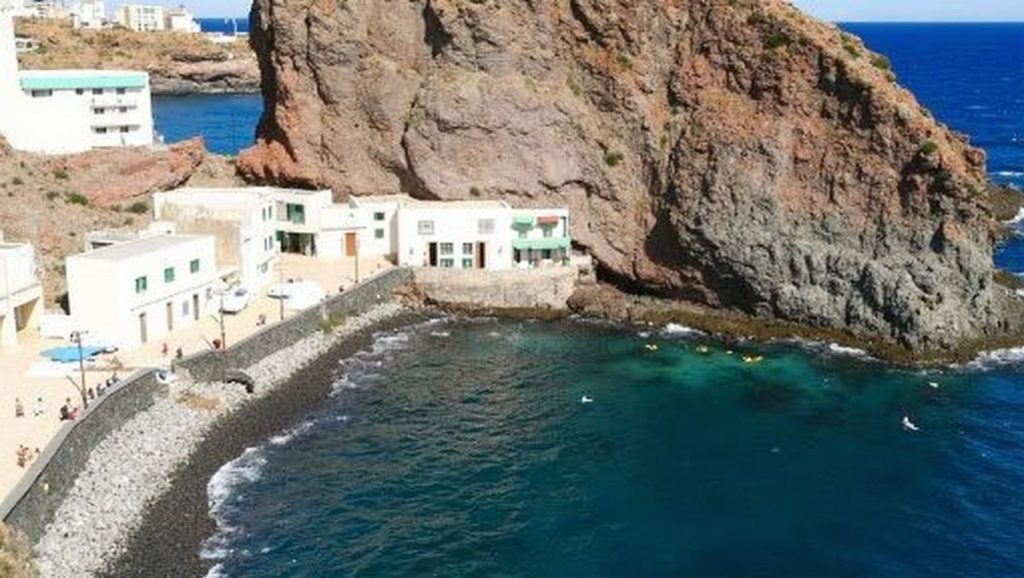 Arena volcánica de Playa de los Roques, Puerto de la Cruz (Tenerife)