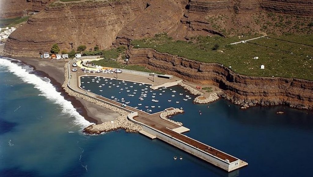 Arena de Playa de los Tarajales, Guía de Isora (Tenerife)