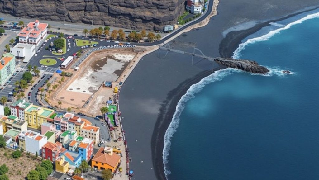 Entorno natural de Playa de los Tarajales en Tenerife