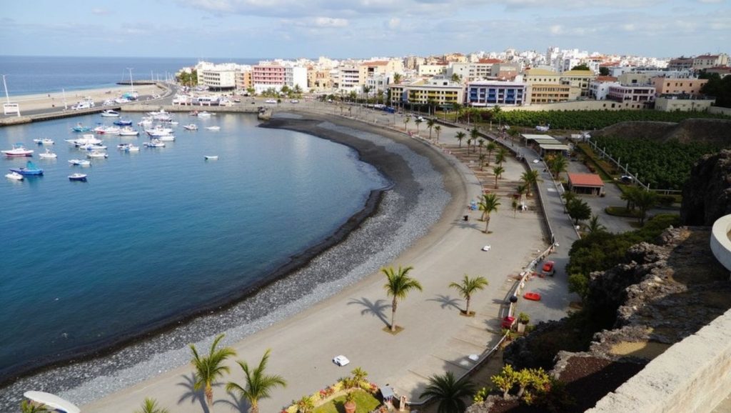 Arena de Playa de los Troches, Tegueste (Tenerife)