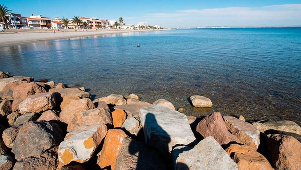 Playa de Los Urrutias — foto 3 de 6