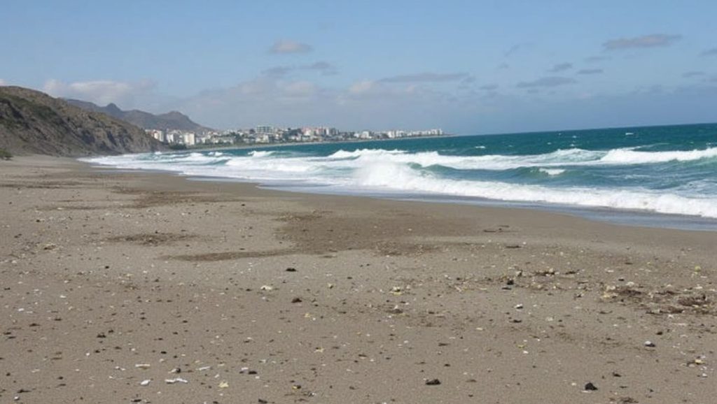 Playa de Macenas — foto 1 de 6