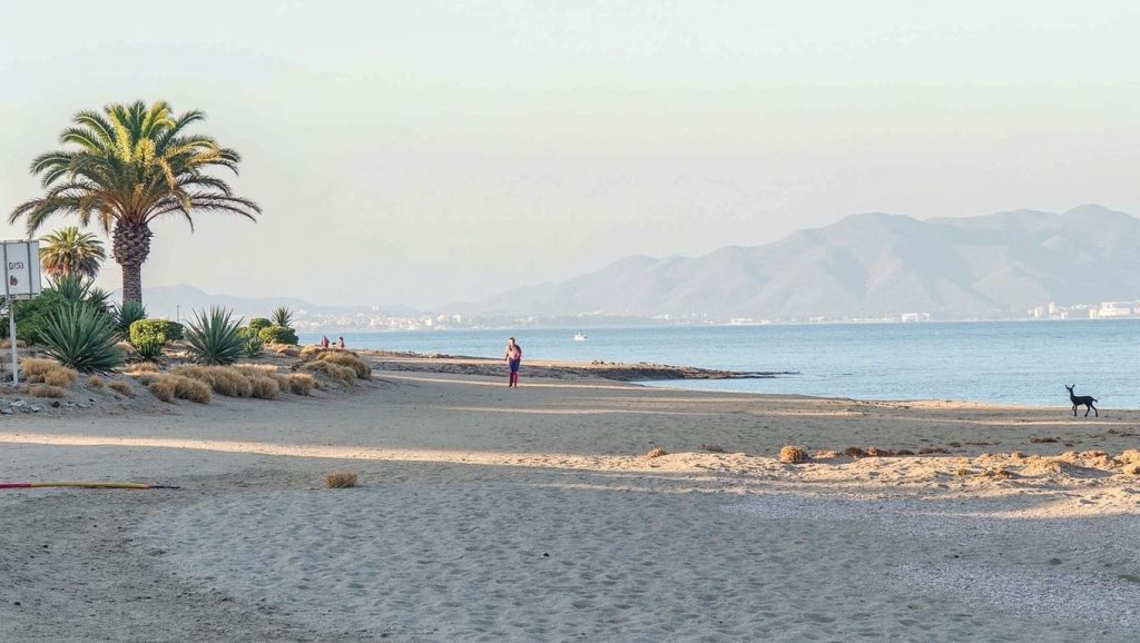 Línea de costa en Playa de Mojácar, Mojácar