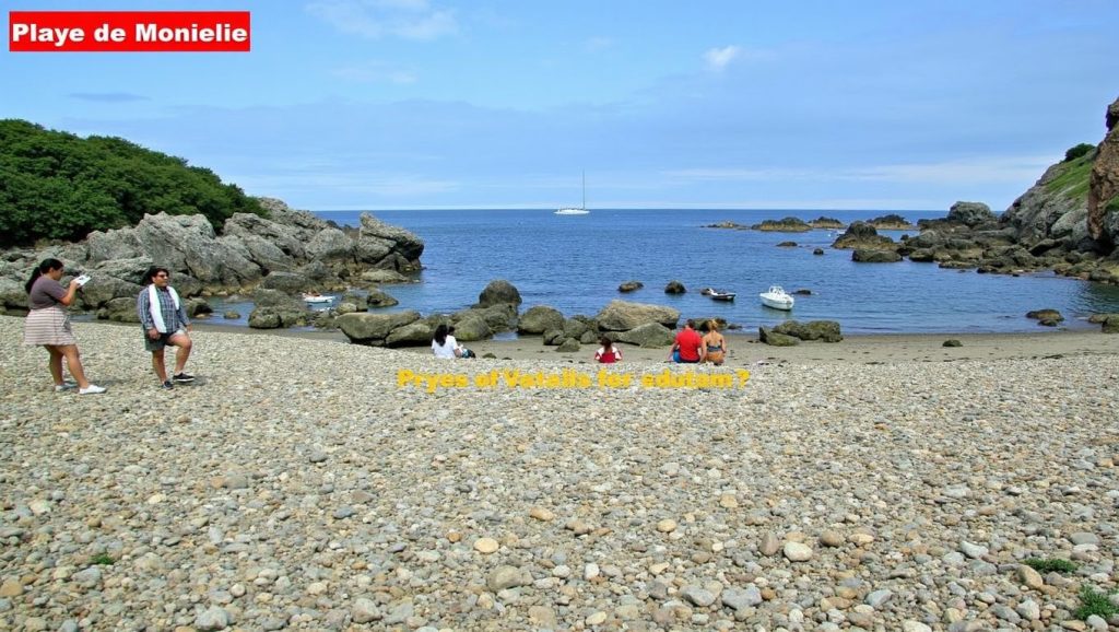 Entorno natural de Playa de Monellos en Asturias