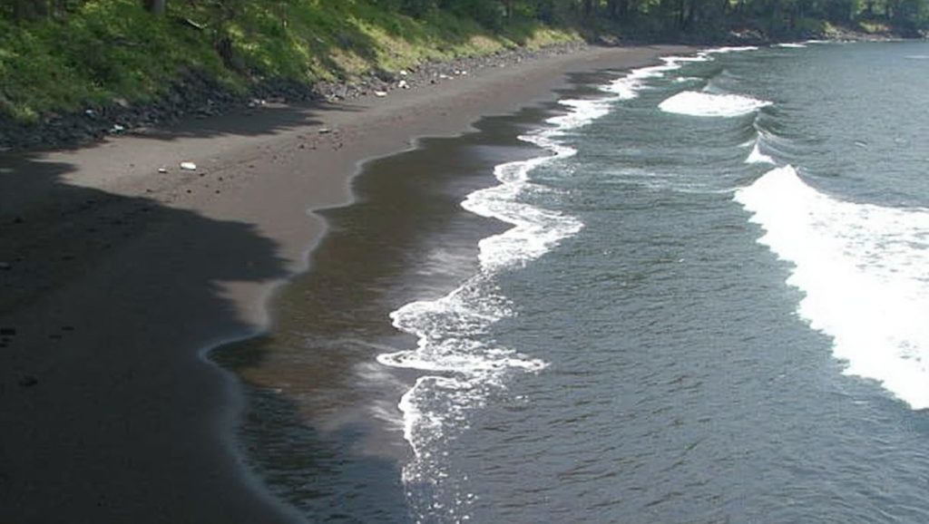 Aguas de Playa de Nogales en Puntallana (La Palma)
