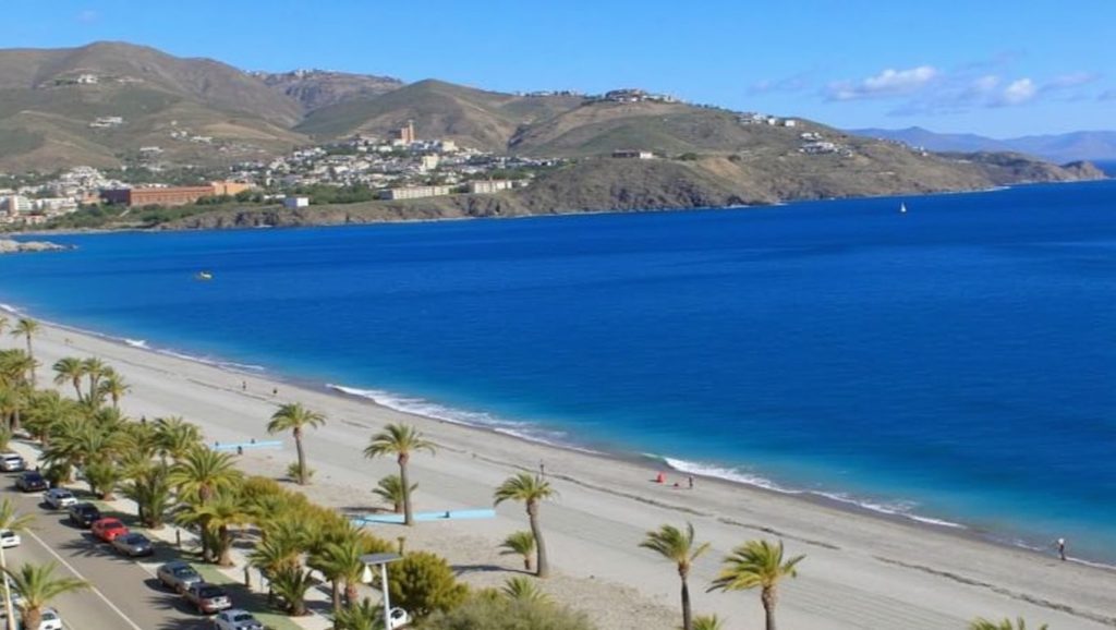Foto de Playa de Perros La Veintiuna
