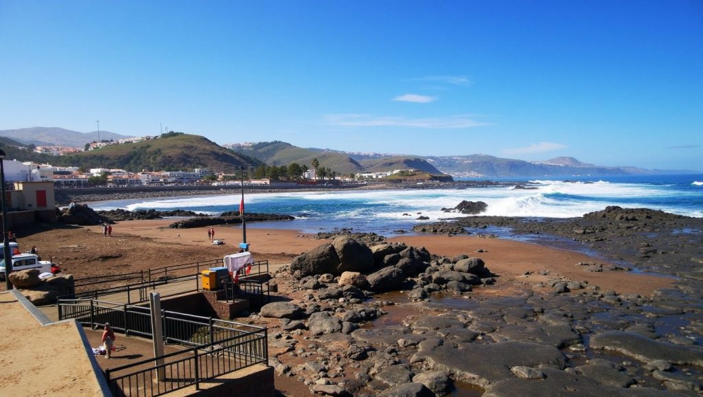 Aguas de Playa de Puertillo en Arucas (Gran Canaria)