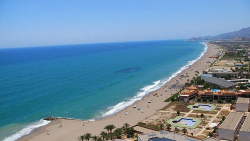 Playa de Puerto Rey — foto 4 de 6