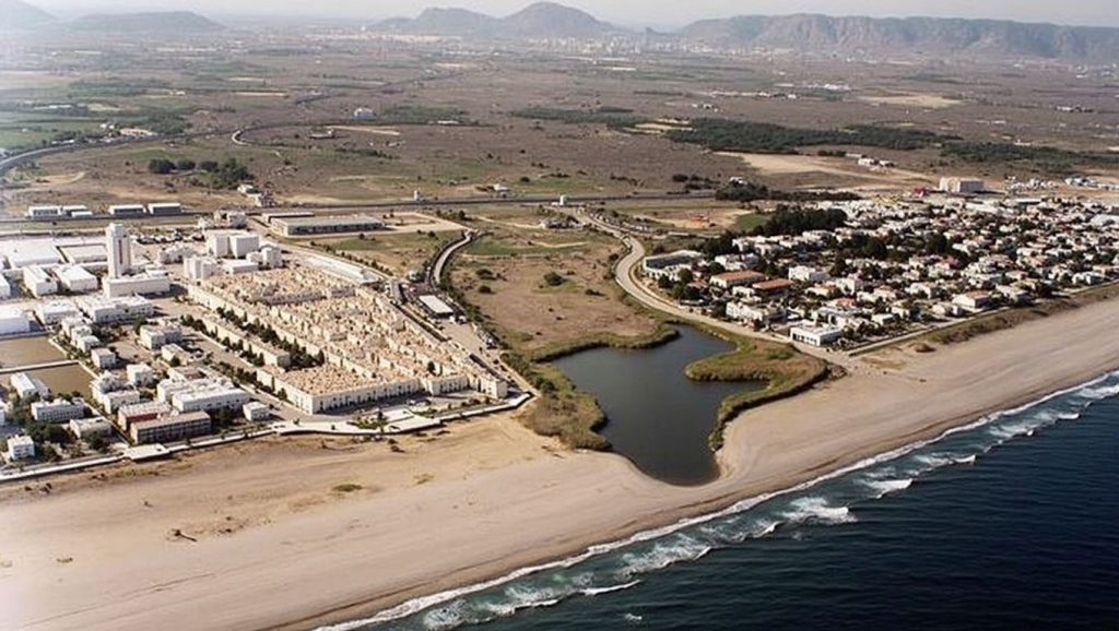 Playa de Puerto Rey — foto 5 de 6