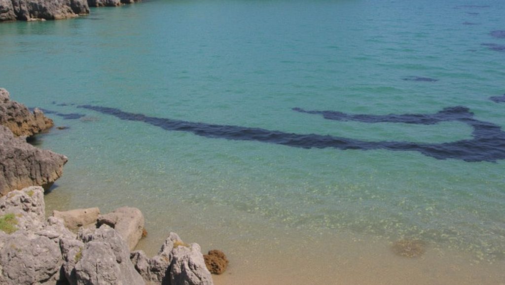 Aguas de Playa de Puertochico en Asturias (Asturias)
