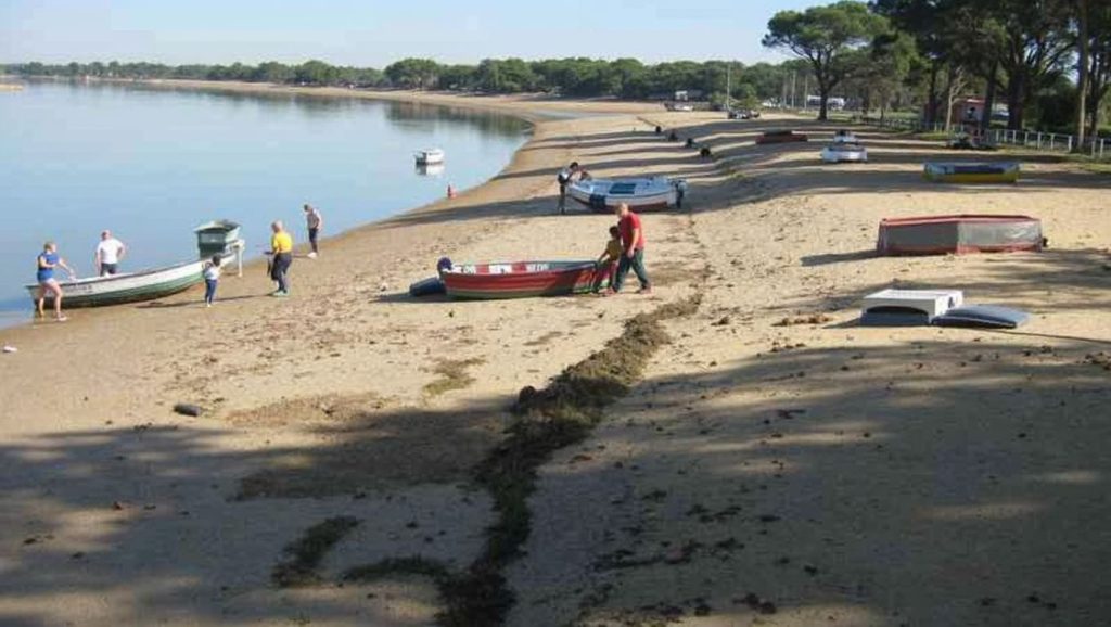 Acceso a Playa de Río San Pedro desde el aparcamiento, Puerto Real