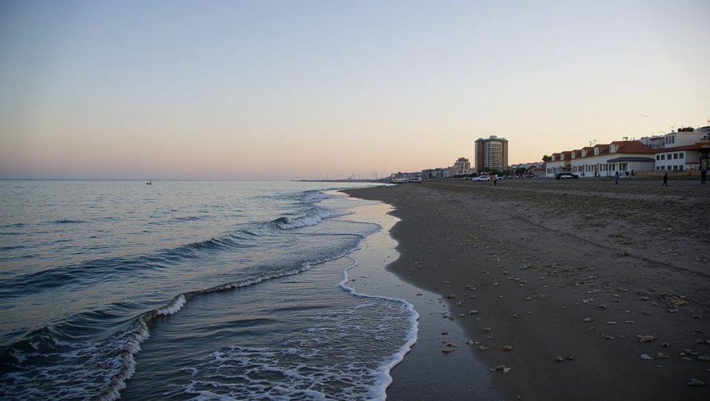 Playa de Sabinillas — foto 6 de 6