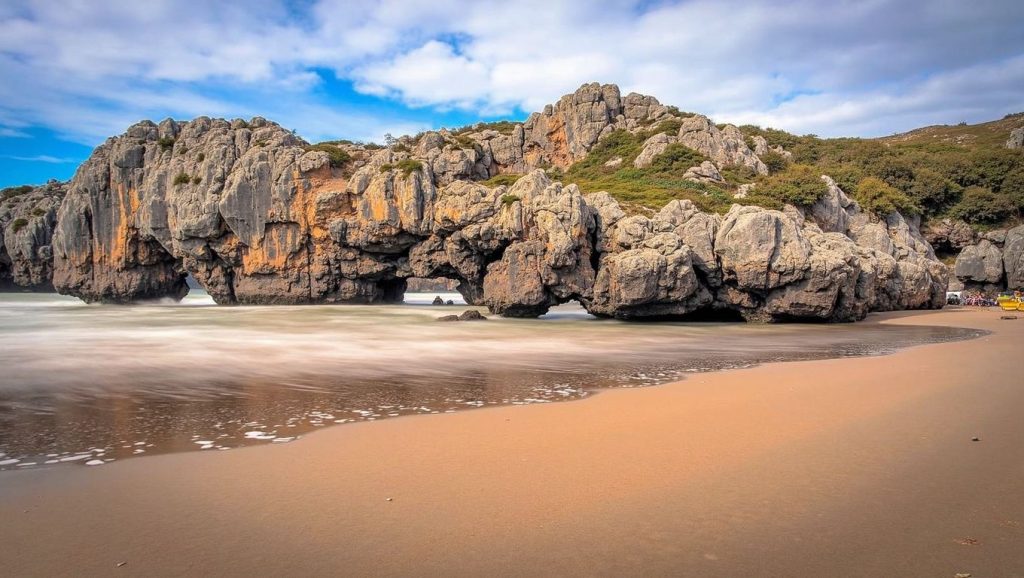 Ría y costa de Playa de Samarincha en Asturias, Asturias