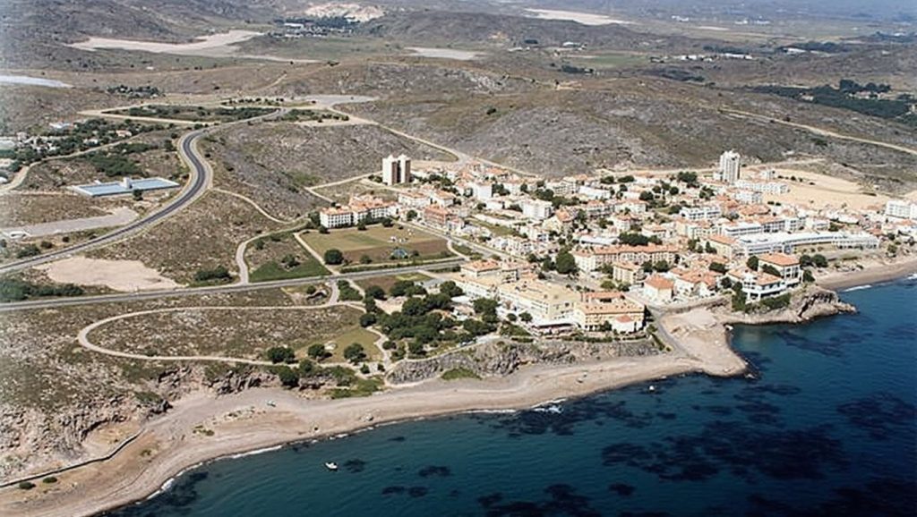 Costa de Pulpí desde Playa de San Juan de los Terreros, Almería