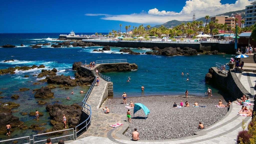 Arena volcánica de Playa de San Telmo, Puerto de la Cruz (Tenerife)