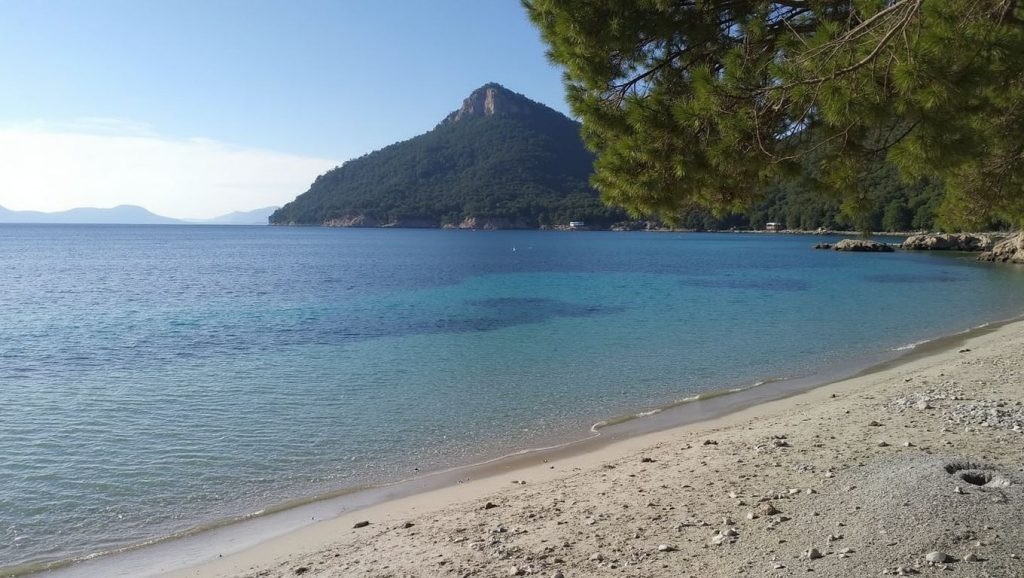 Vista amplia de Playa de Ses Salines en Sant Josep de sa Talaia, Ibiza