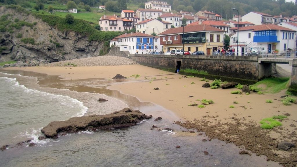Acantilados y costa de Playa de Tazones, Villaviciosa (Asturias)