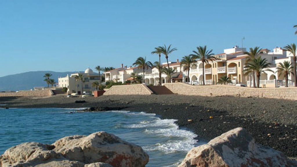 Vista del litoral en Playa de Villaricos, Cuevas de Almanzora