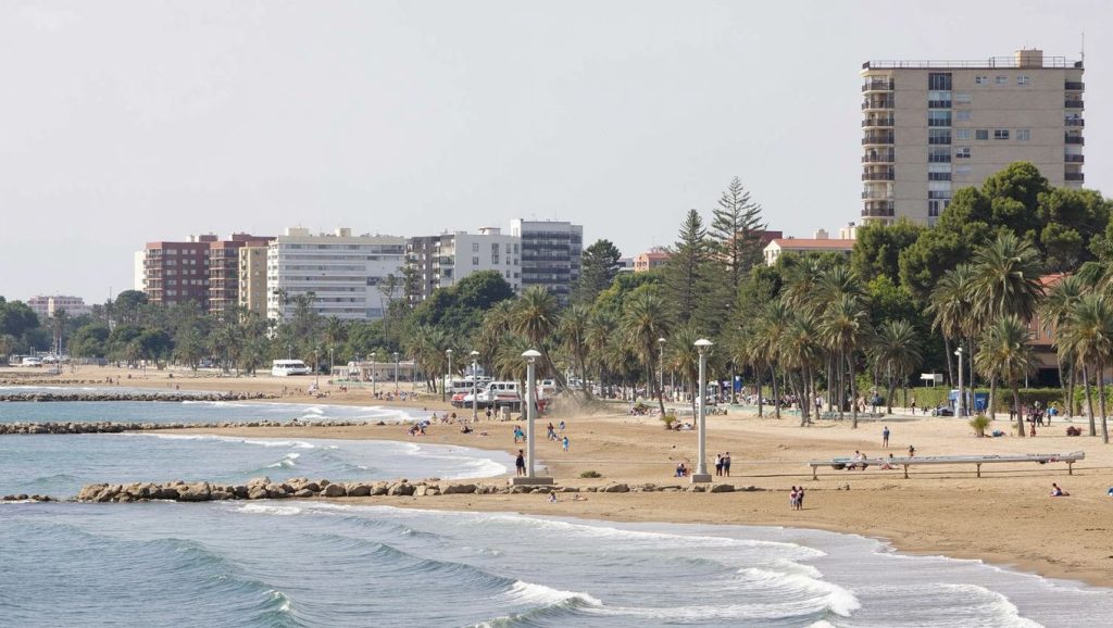 Playa de Voramar — foto 1 de 6