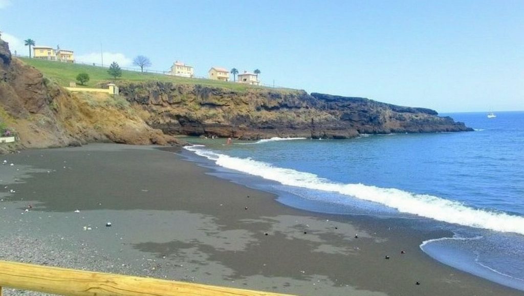 Arena volcánica de Playa del Abrigo, Fasnia (Tenerife)