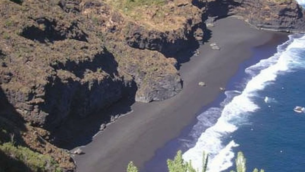 Aguas de Playa del Ancón en Santa Úrsula (Tenerife)