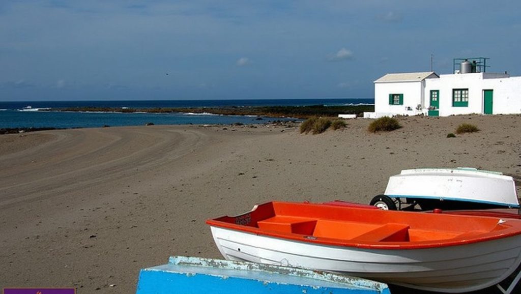 Aguas de Playa del Cable en Arrecife (Lanzarote)