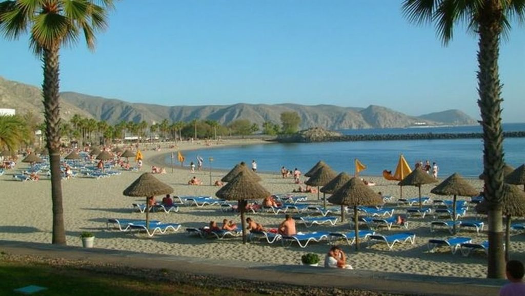 Aguas de Playa del Camison en Arona (Tenerife)